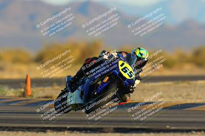 media/Jan-21-2023-CVMA (Sat) [[b9eef8ba1f]]/Race 12 Amateur Supersport Open/